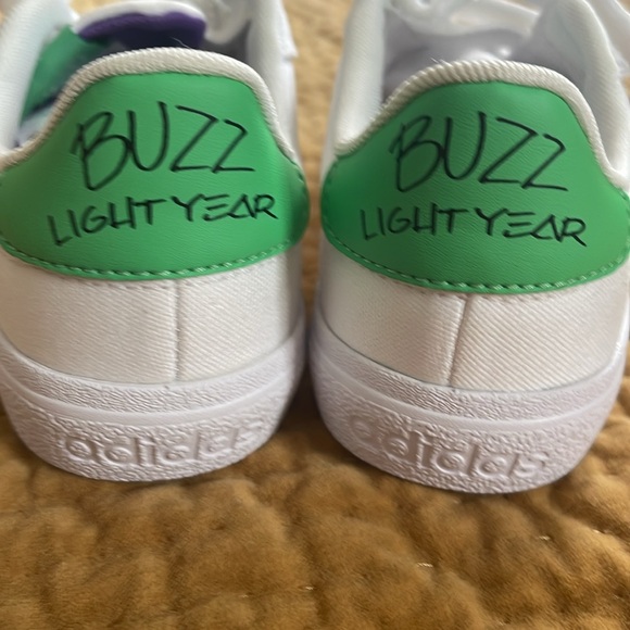 ADIDAS Buzz Lightyear Canvas Sneaker. NWT. Youth Size 3 - Picture 2 of 11